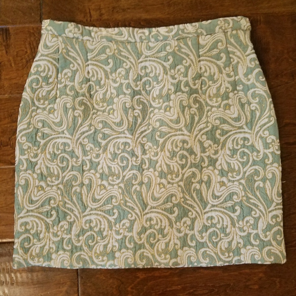 SKIRT